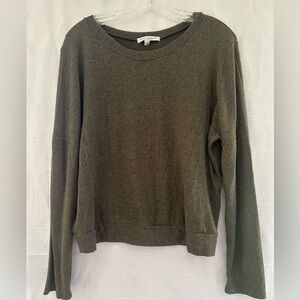 Green Envelope women’s Olive Green Long Sleeve Sweater, size L